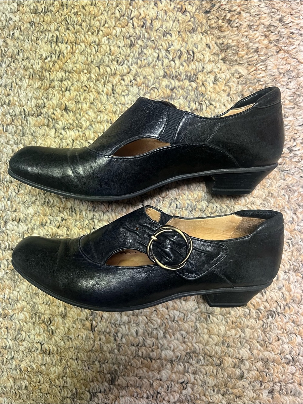 Women’s Vabeene Black Leather Low Heel Mary Jane Shoes